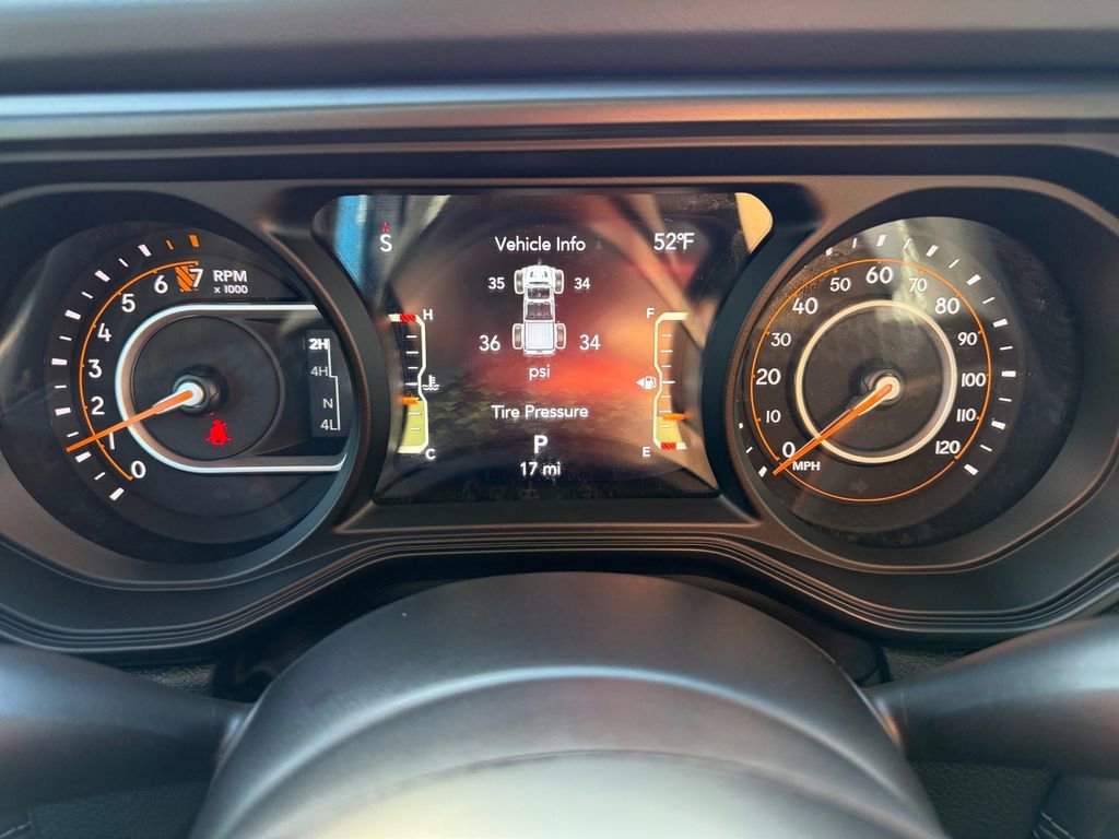 New 2025 Jeep Gladiator Rubicon image 16