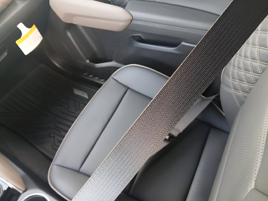 New 2026 GMC Canyon Denali AWD/4WD image 23