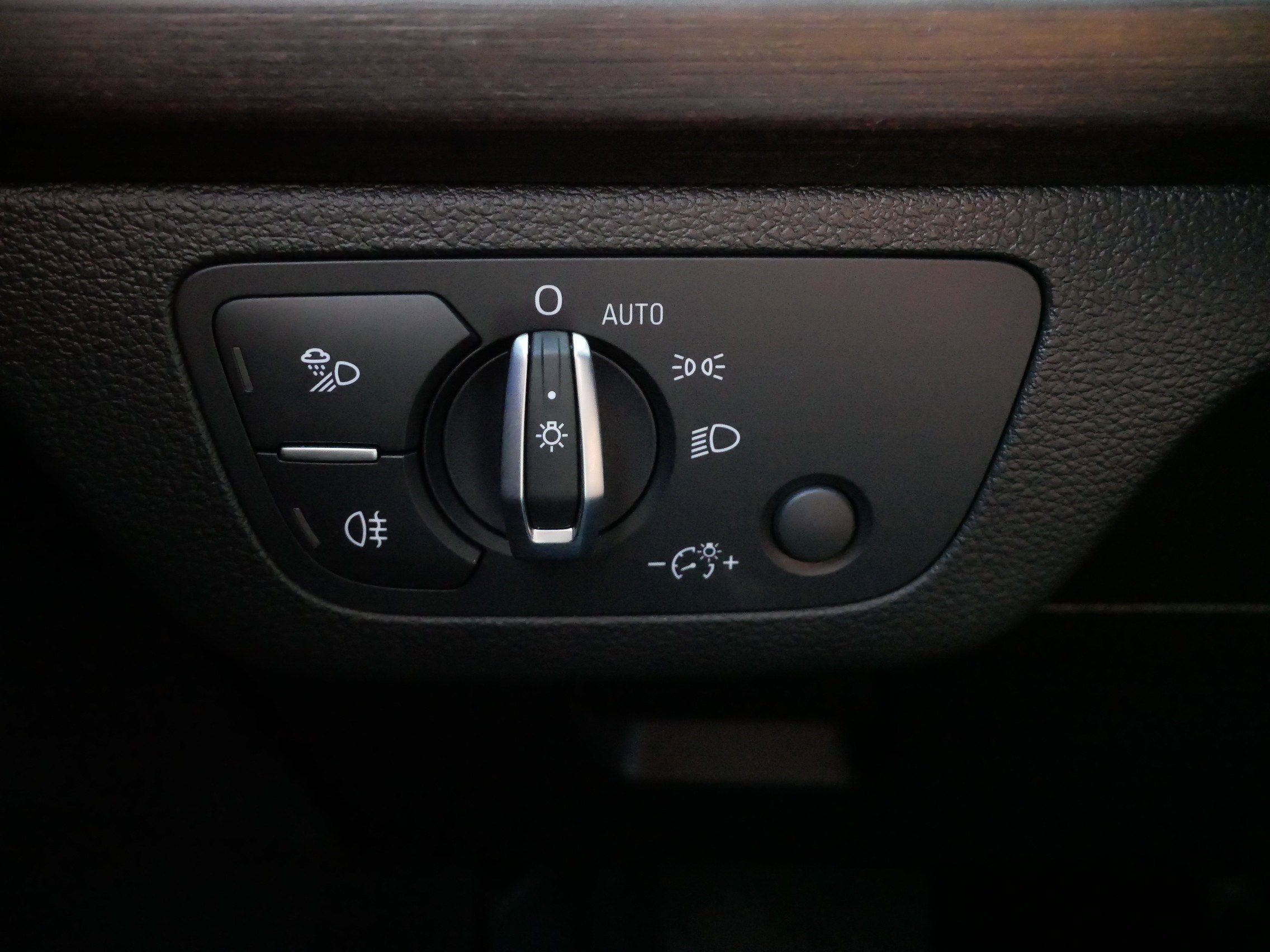 Used 2025 Audi Q5 2.0T Premium image 27