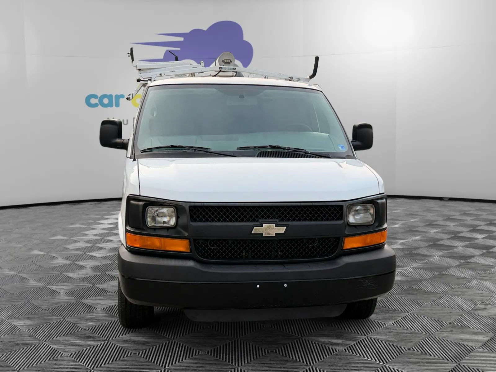 Used 2013 Chevrolet Express 2500 RWD image 9