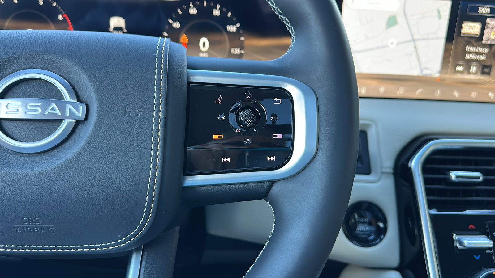 Certified 2025 Nissan Armada Platinum Reserve image 17