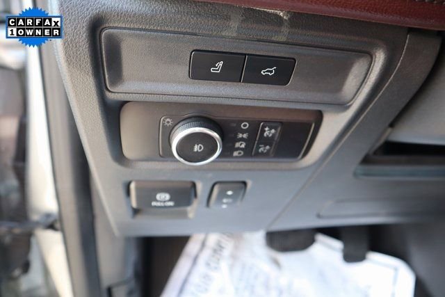 Used 2023 Ford Expedition Limited image 11