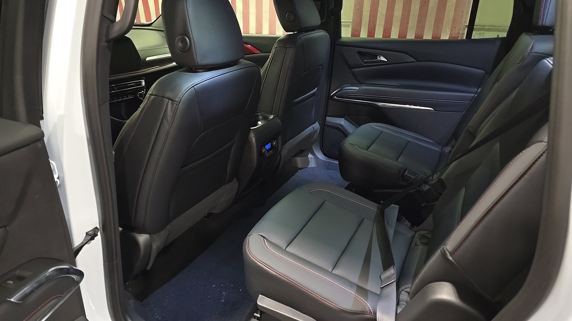 New 2026 Chevrolet Traverse Z71 w/ Driver Confidence Package image 12