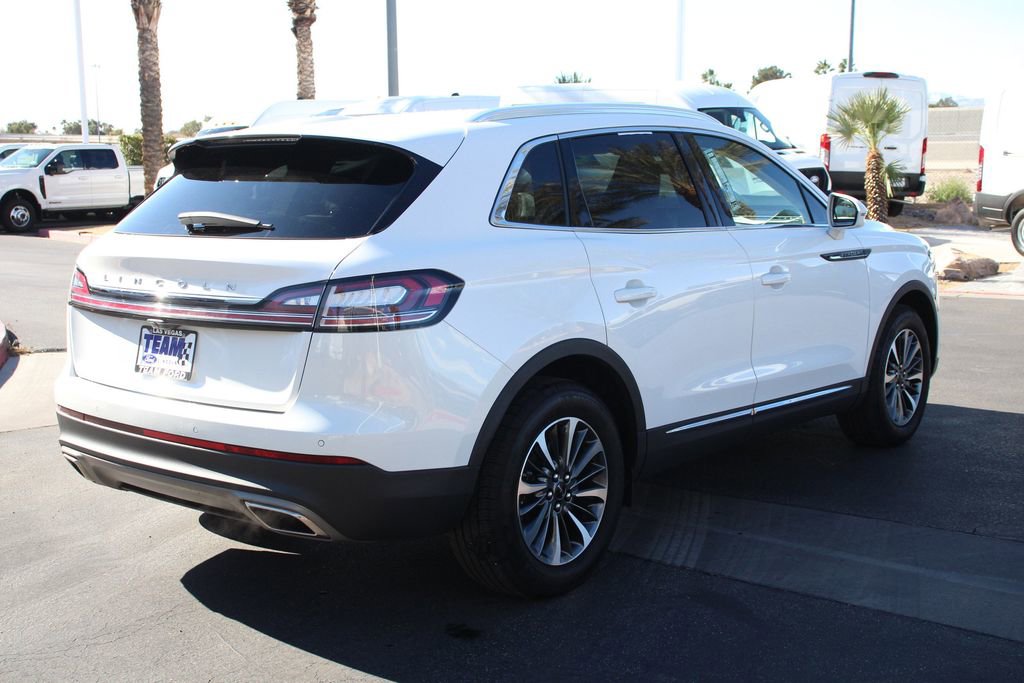 Certified 2022 Lincoln Nautilus AWD w/ Premium Package image 6
