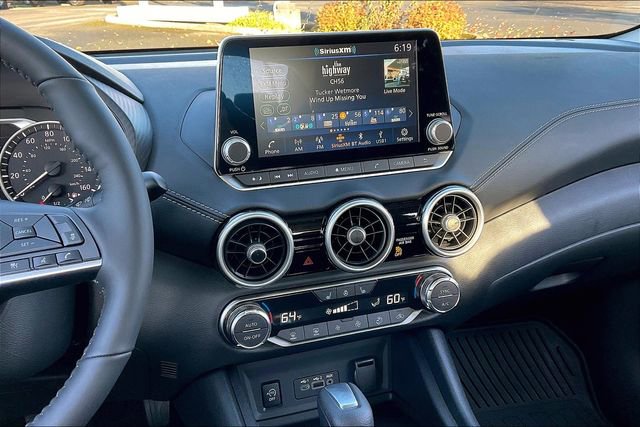 Used 2025 Nissan Sentra SV w/ All-Weather Package image 7