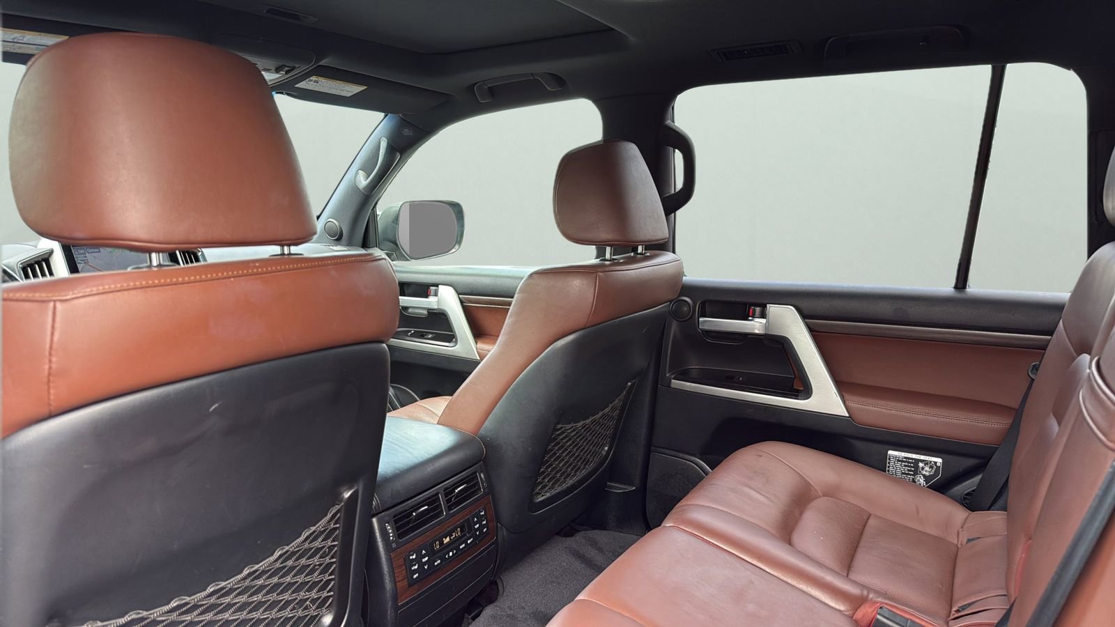 Used 2018 Toyota Land Cruiser AWD/4WD image 28