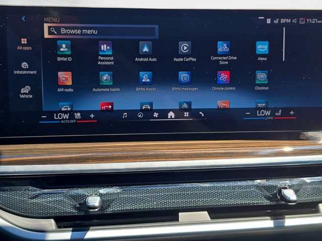 Used 2024 BMW X5 xDrive40i w/ Parking Assistance Package AWD/4WD image 24
