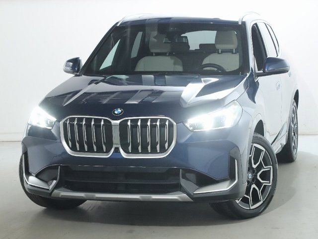 Used 2025 BMW X1 xDrive28i w/ Technology Package image 3