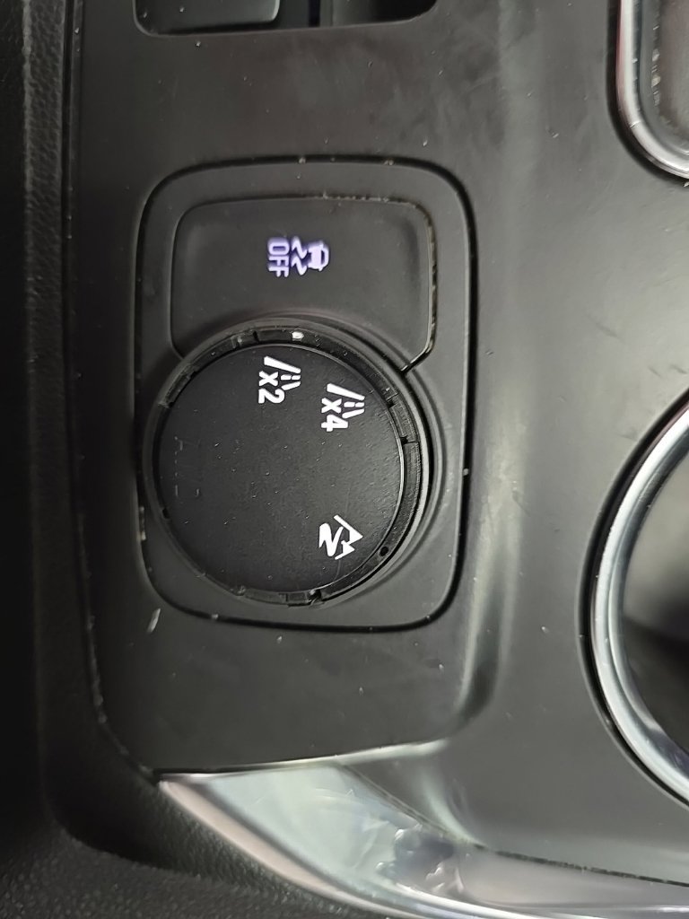 Used 2019 Chevrolet Traverse LT AWD/4WD image 39
