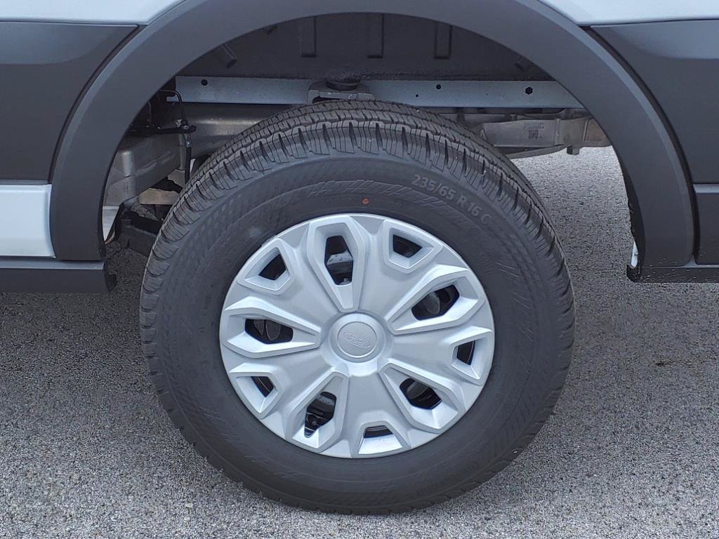 Used 2023 Ford E-Transit Low Roof RWD image 11