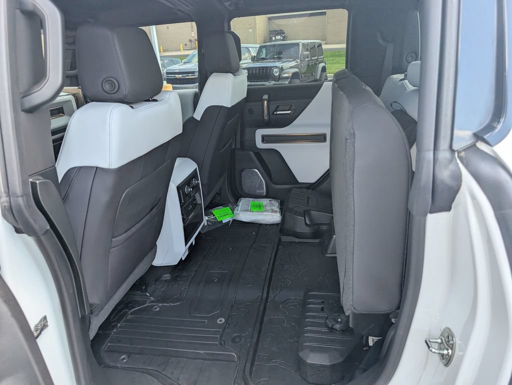 Used 2025 GMC Hummer EV 3X AWD/4WD image 10