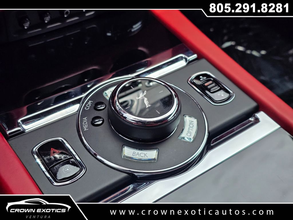 Used 2019 Rolls-Royce Wraith RWD image 37