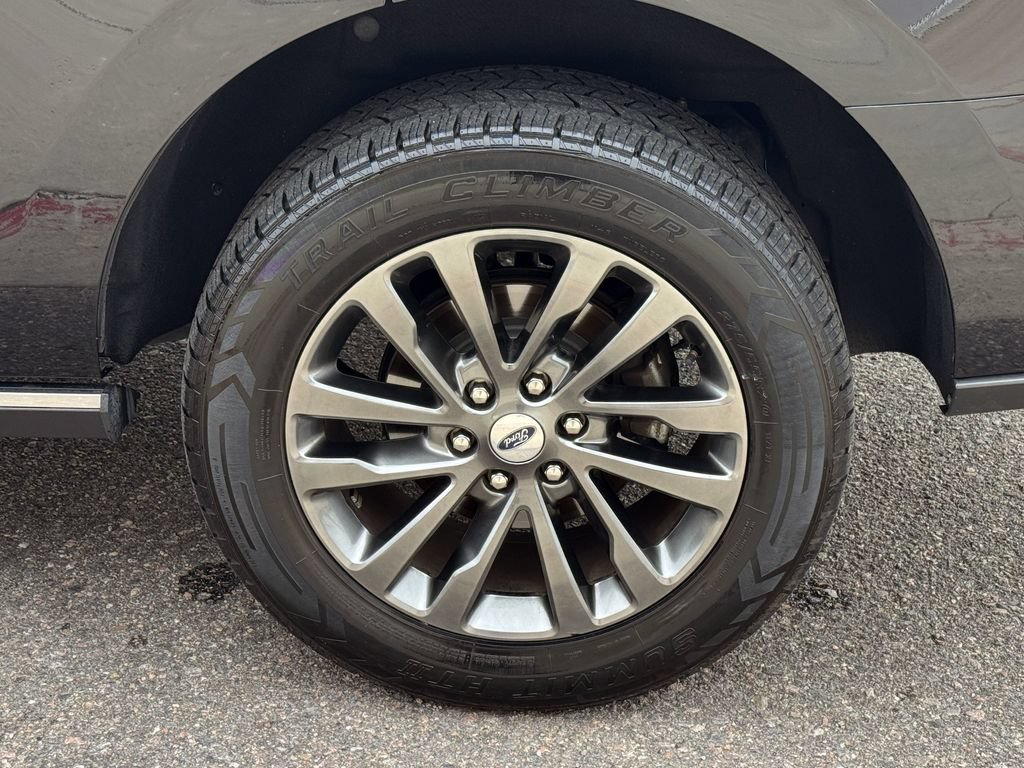 Used 2019 Ford Expedition Limited AWD/4WD image 15