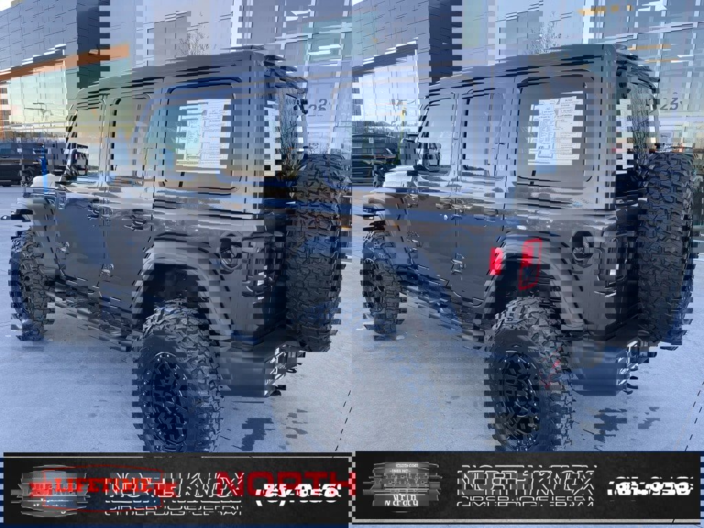 Used 2025 Jeep Wrangler Sport S image 19