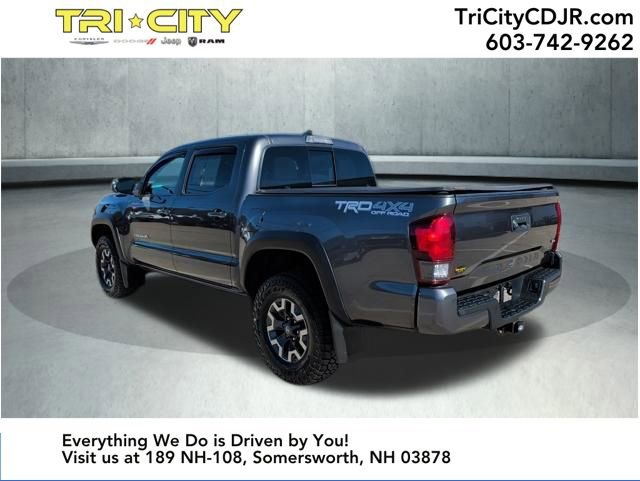 Used 2018 Toyota Tacoma TRD Off-Road w/ Technology Package image 3