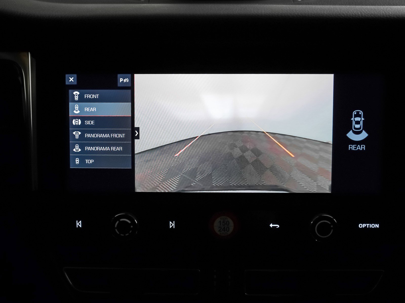 Certified 2025 Porsche Macan S image 24