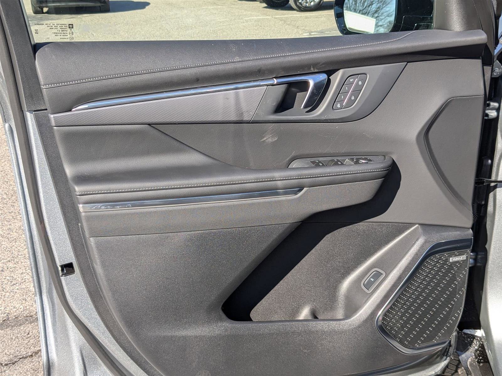 New 2025 Buick Enclave Sport Touring w/ Power Package image 10