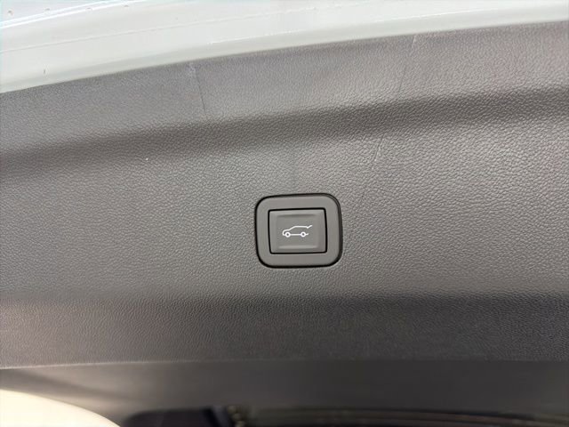 New 2026 GMC Yukon XL Denali w/ Sun & Power Step Package image 32