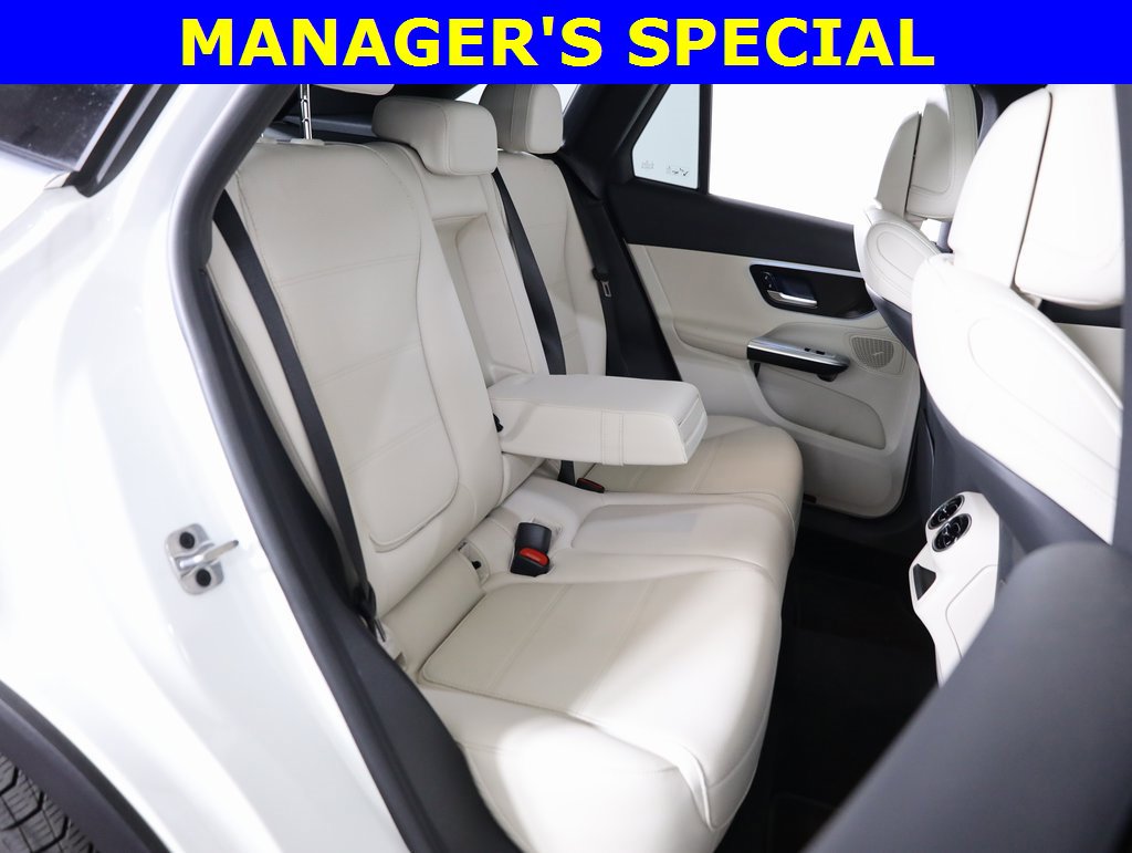 Certified 2025 Mercedes-Benz GLC 300 4MATIC image 39