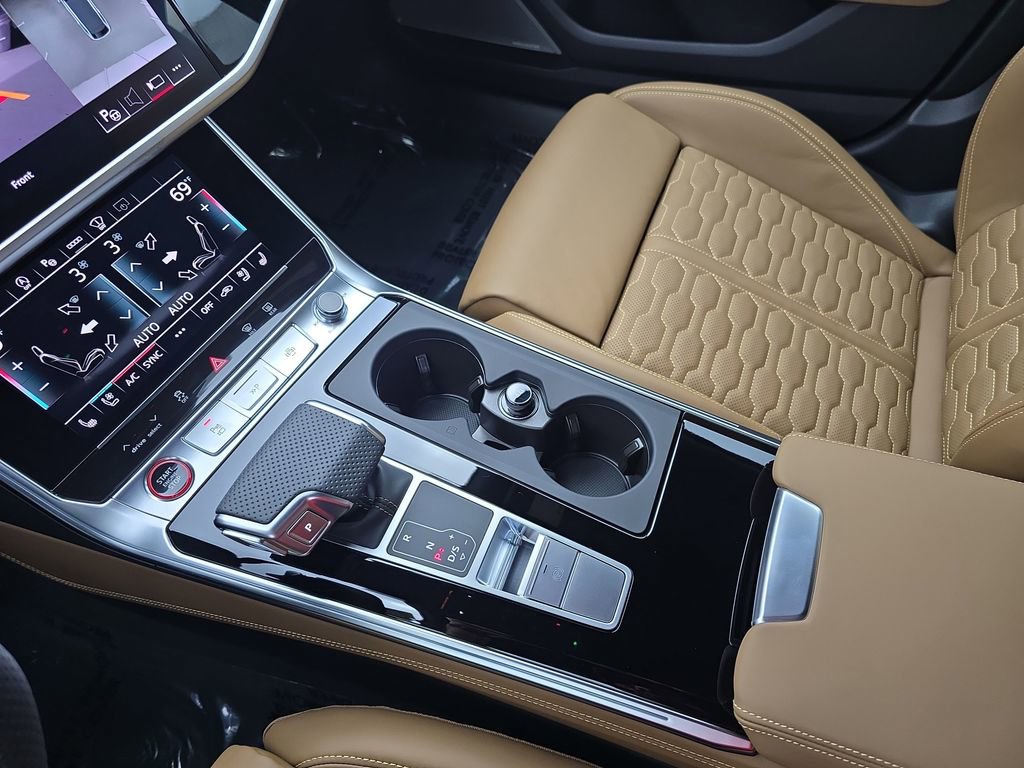 Used 2025 Audi RS 6 performance image 25