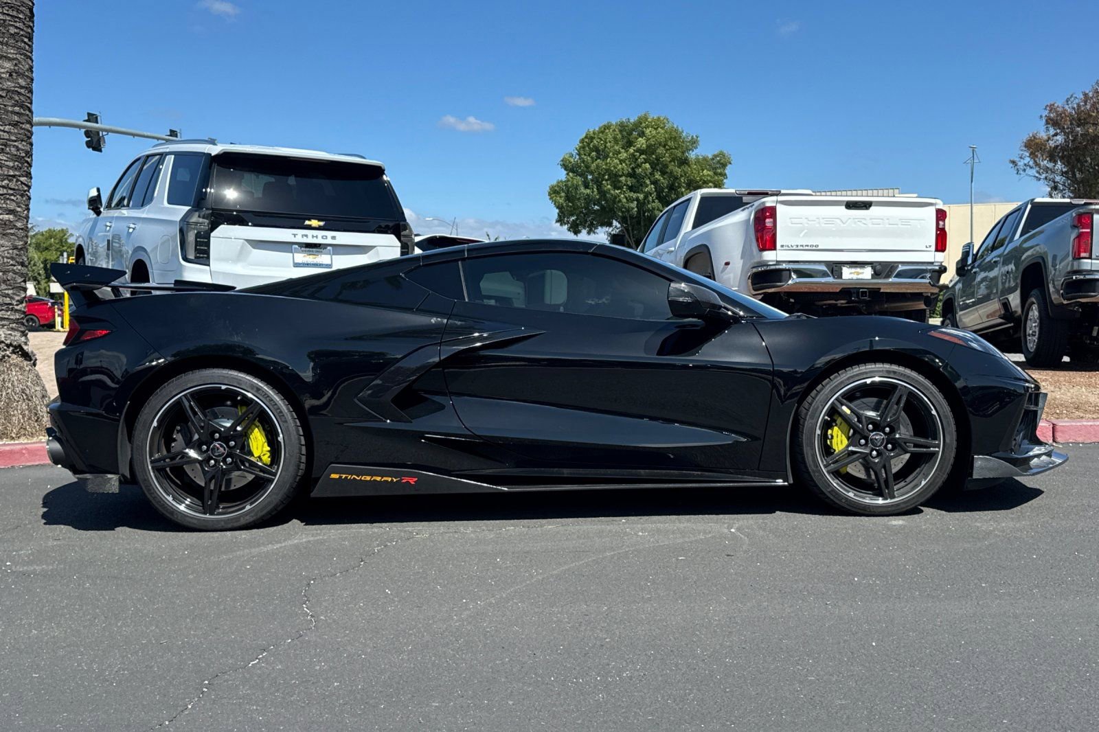 Used 2022 Chevrolet Corvette Stingray Premium Cpe w/ Z51 Performance Package image 4