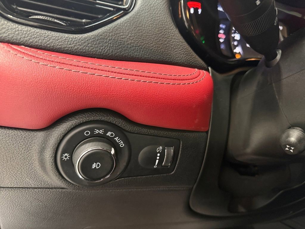 Used 2022 Dodge Durango R/T w/ Trailer Tow Group IV image 39