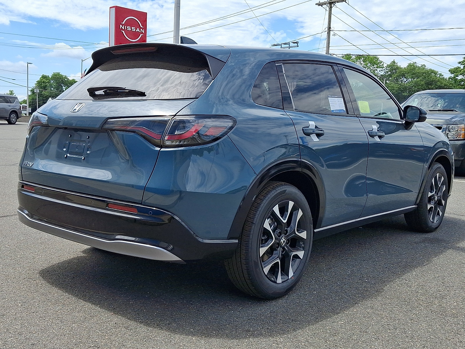 New 2027 Honda HR-V EX-L image 3