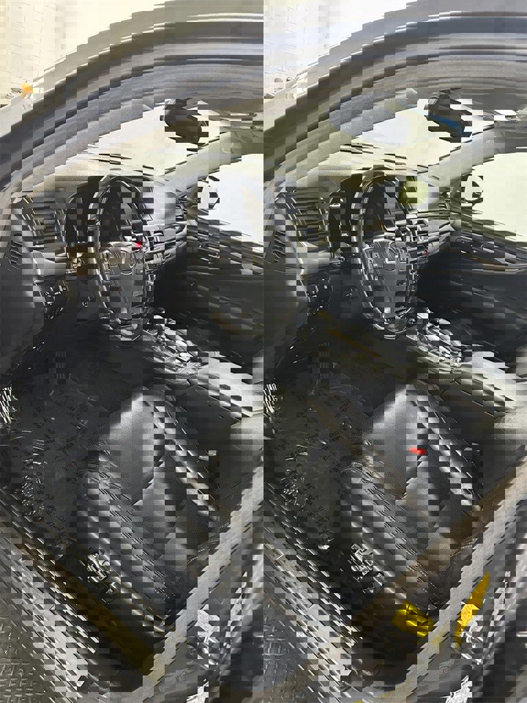 Used 2015 Lexus LS 460 L image 10