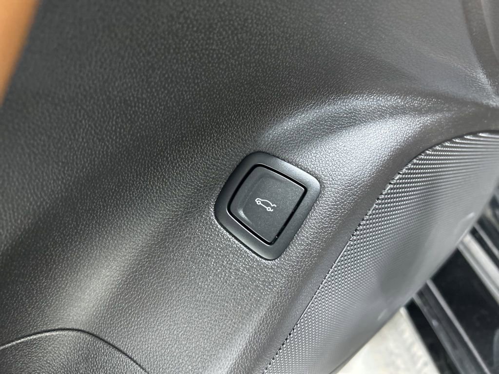 Used 2023 Cadillac CT5 V w/ Platinum Package image 15