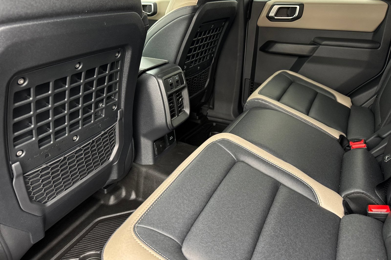 New 2026 Ford Bronco Big Bend w/ Black Diamond Package AWD/4WD image 13