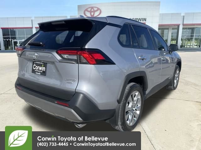Used 2025 Toyota RAV4 Limited w/ Advanced Technology Package image 5