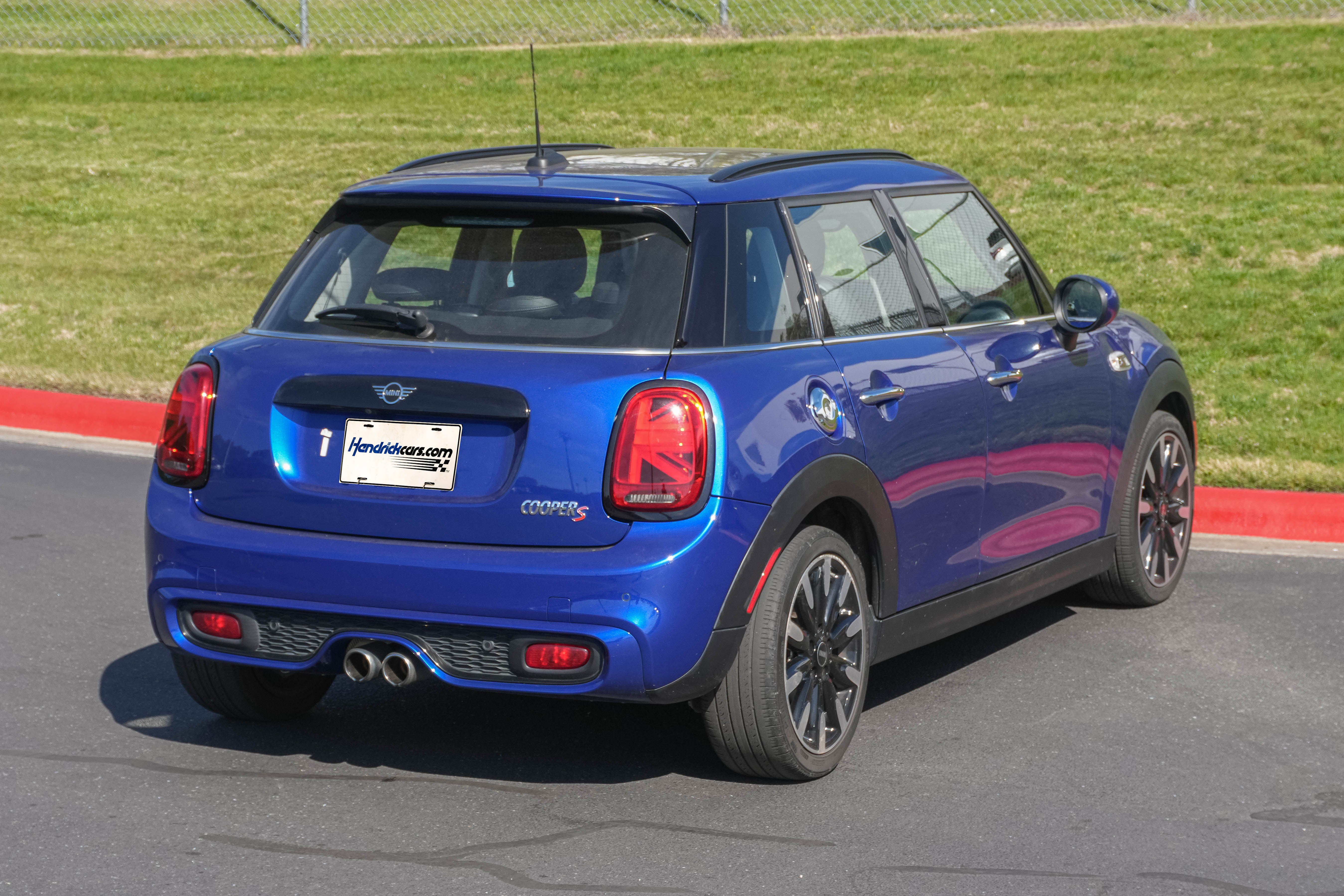 Used 2019 MINI Cooper S image 9