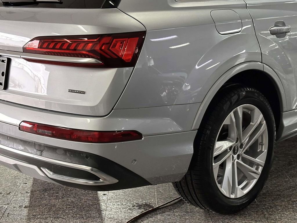 Used 2022 Audi Q7 3.0T Premium Plus w/ Premium Plus Package image 11