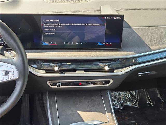 Used 2026 BMW X7 xDrive40i w/ Premium Package AWD/4WD image 15