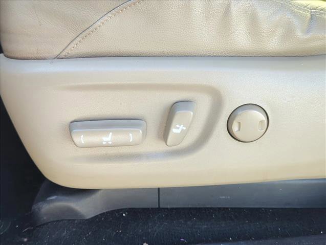 Used 2013 Toyota 4Runner Limited image 9