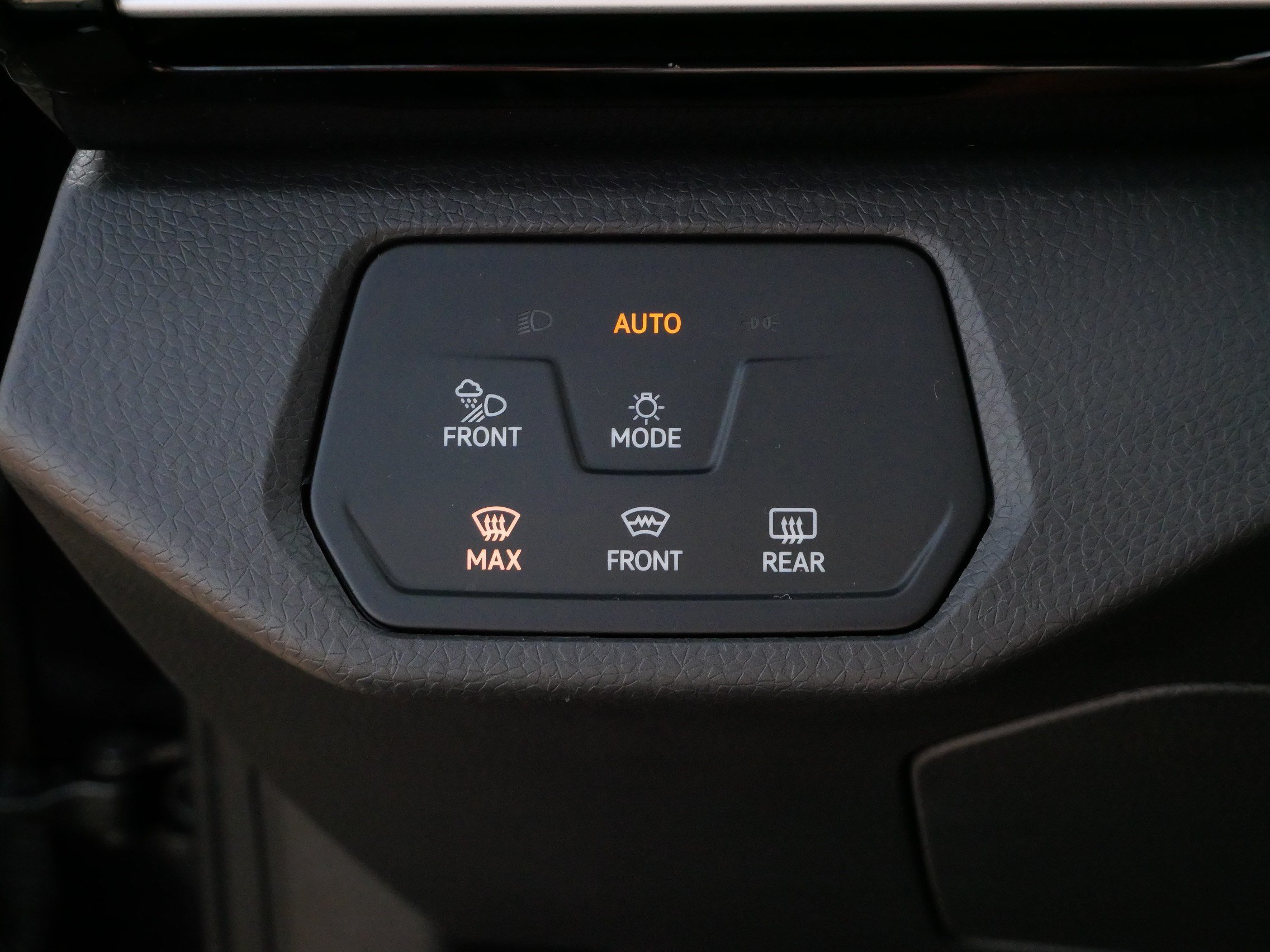 Certified 2023 Volkswagen ID.4 Pro S AWD/4WD image 26