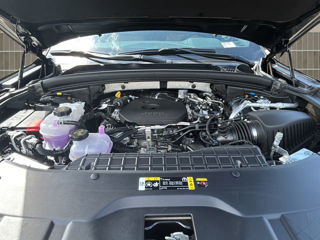 New 2026 Jeep Grand Cherokee L Summit image 12