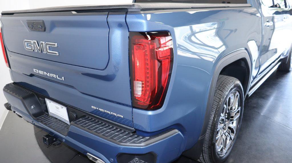 Used 2025 GMC Sierra 1500 Denali Ultimate AWD/4WD image 14