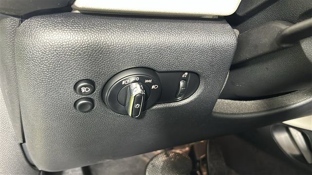 Used 2024 MINI Cooper S w/ Signature Upholstery Package FWD image 19