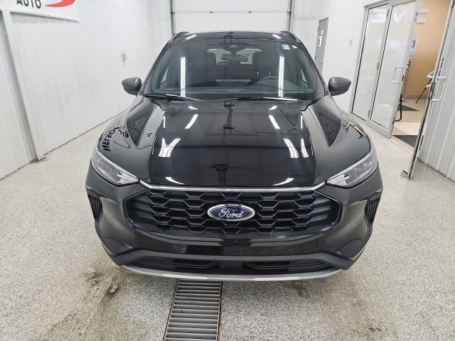 Used 2025 Ford Escape ST-Line w/ Tech Pack #1 image 5