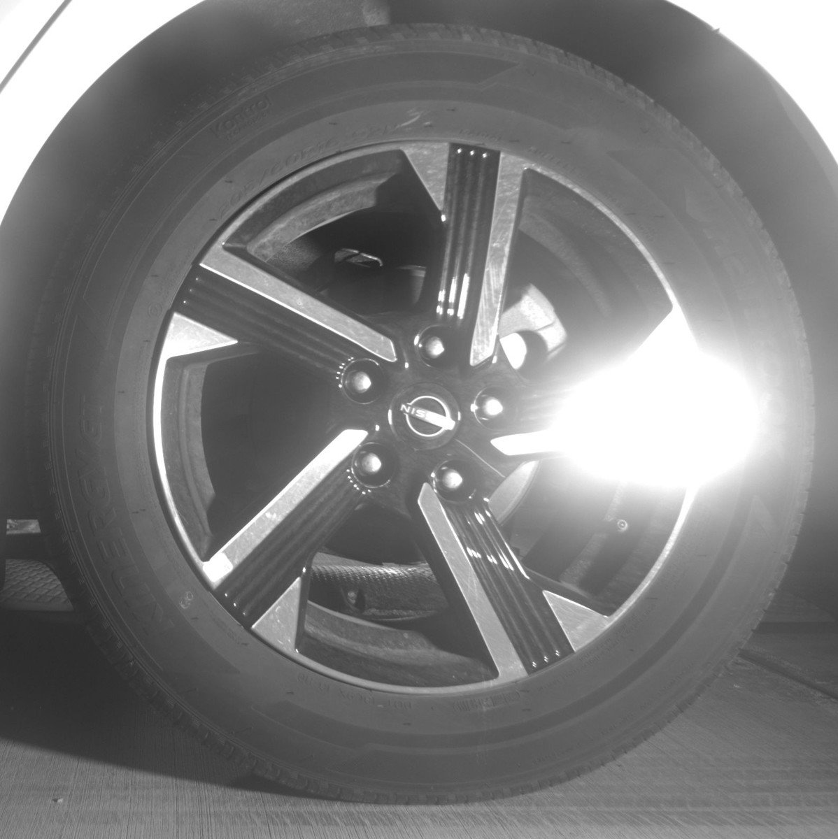 Used 2025 Nissan Sentra SV FWD image 14