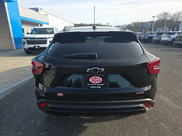 New 2026 Chevrolet Trax RS w/ Sunroof Package image 5