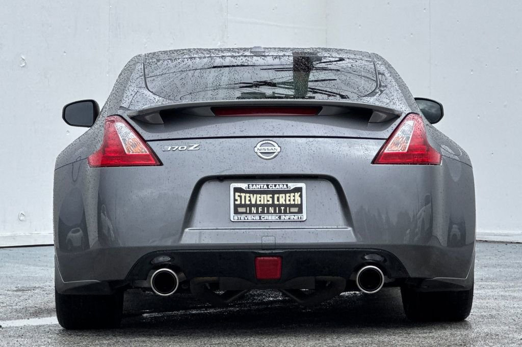 Used 2020 Nissan 370Z Touring Sport RWD image 4