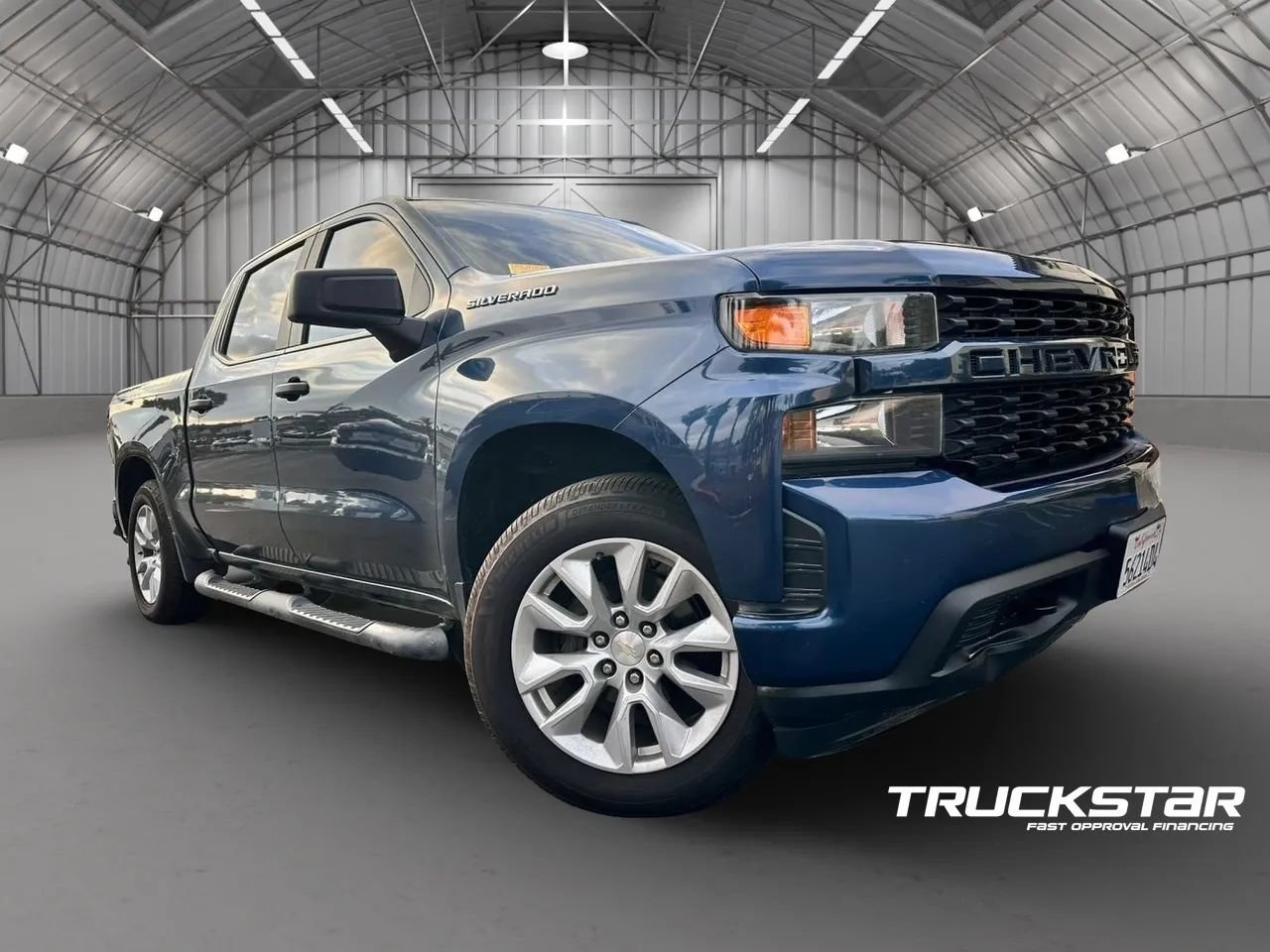 Used 2020 Chevrolet Silverado 1500 Custom w/ Custom Value Package RWD image 3
