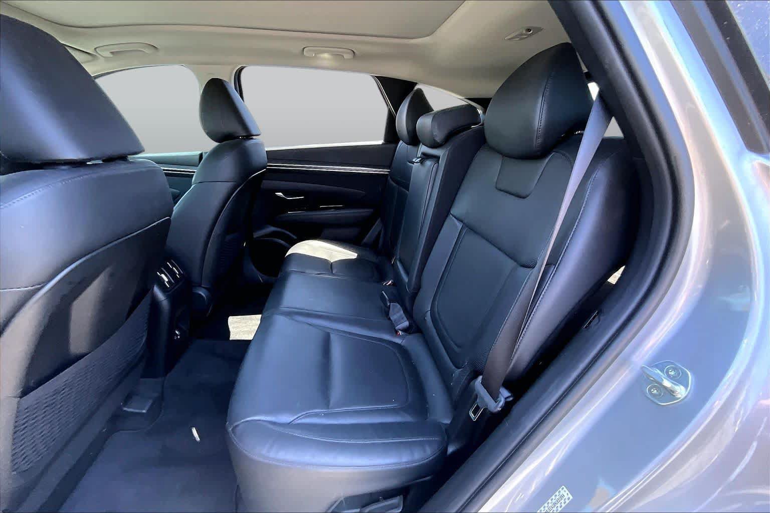 Used 2022 Hyundai Tucson Limited AWD/4WD image 19