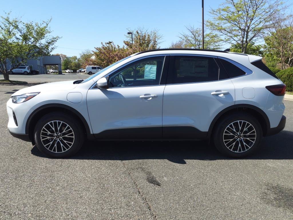 New 2025 Ford Escape SE FWD image 6