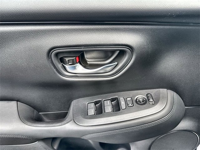 Used 2023 Honda HR-V LX image 13