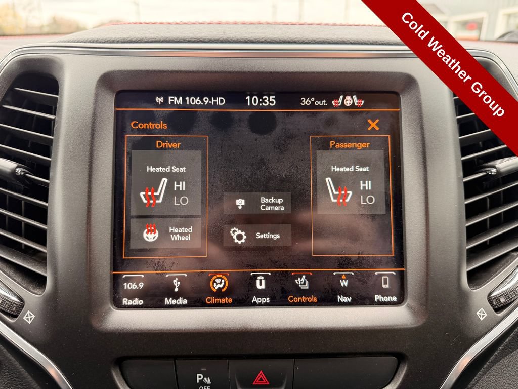 Used 2019 Jeep Cherokee Trailhawk w/ Comfort & Convenience Group AWD/4WD image 23