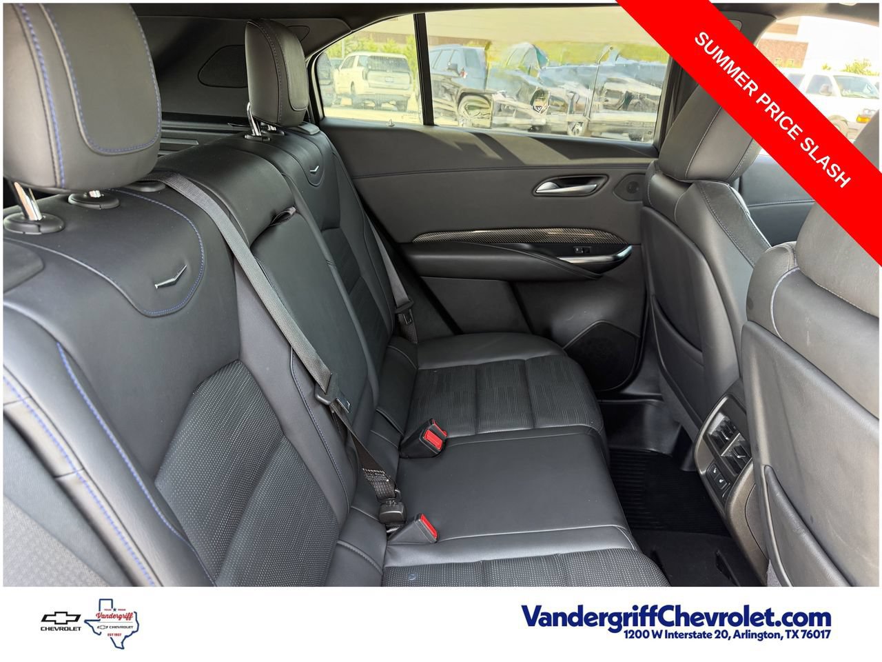 Used 2025 Cadillac XT4 Sport FWD image 27