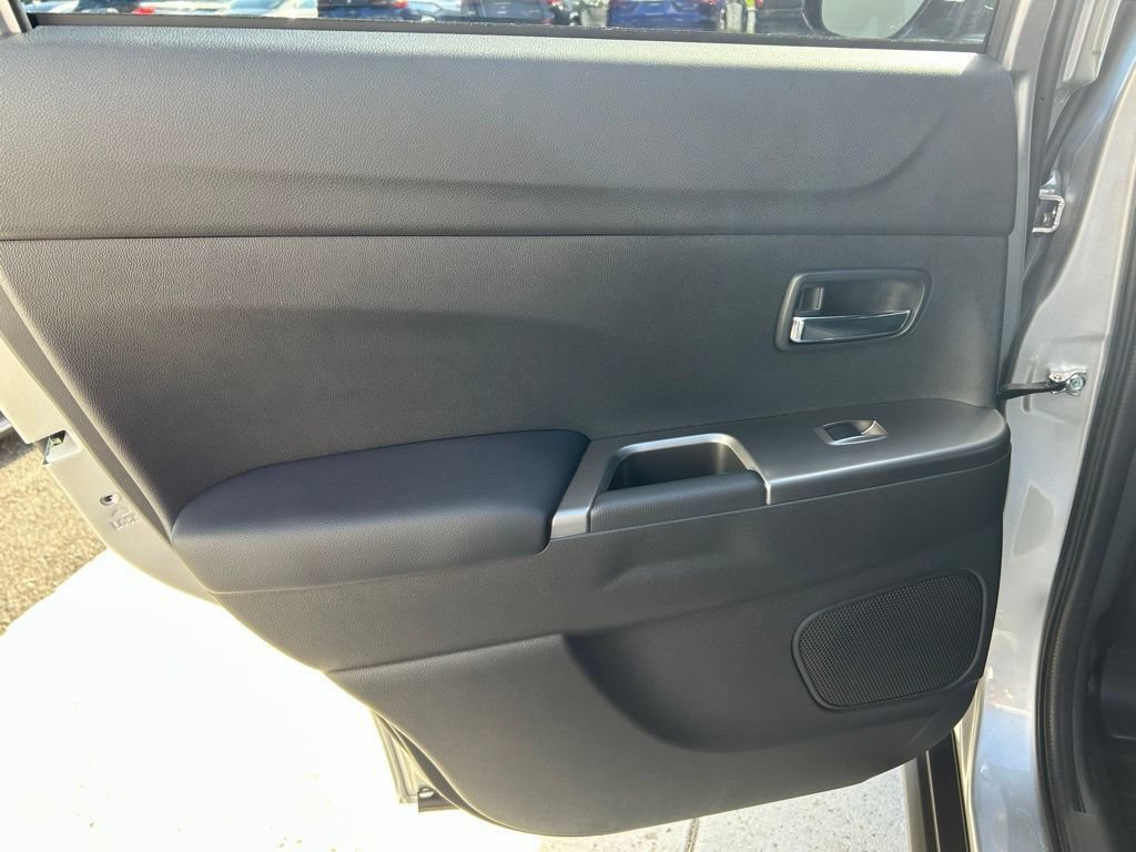 Used 2025 Mitsubishi Outlander Sport SEL AWD/4WD image 19